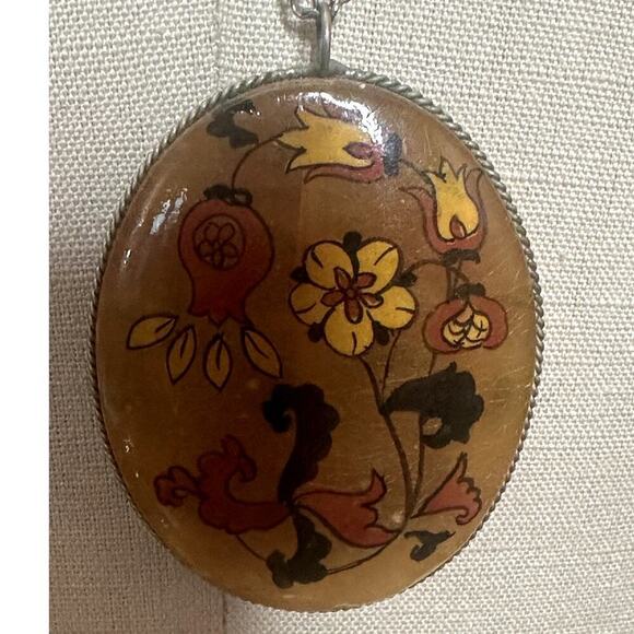 VTG Amber Handpainted Floral Design W.Long Silver Chain Necklace - Picture 1 of 3